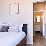 Guest house Guestready - Escape With Ocean And Mountain Views