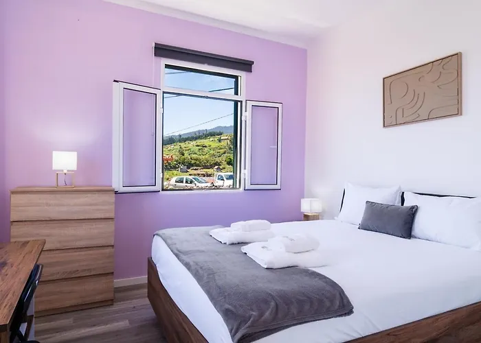 Maison d'hôtes Guestready - Escape With Ocean And Mountain Views Calheta (Madeira)