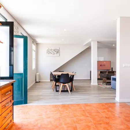 Penzion Guestready - Escape With Ocean And Mountain Views 4*